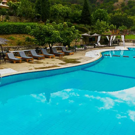 Hotel Epavlis 3*
