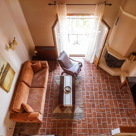 Epavlis Hotel 3*