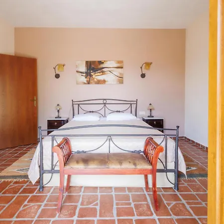 Hotel Epavlis 3*